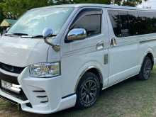 Toyota HIACE KDH GL 2006 Van