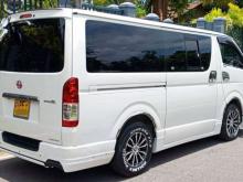 https://riyasewana.com/uploads/toyota-hiace-kdh-11208506725.jpg