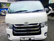 https://riyasewana.com/uploads/toyota-hiace-kdh-131712104833.jpg