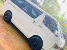 https://riyasewana.com/uploads/toyota-hiace-kdh-232329424712.jpg