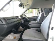 https://riyasewana.com/uploads/toyota-hiace-kdh-2815584524511.jpg