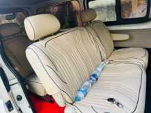 https://riyasewana.com/uploads/toyota-hiace-kdh-293113894.jpg
