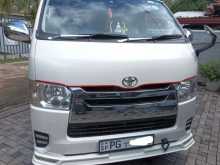 Toyota HIACE KDH 2015 Van