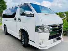 https://riyasewana.com/uploads/toyota-hiace-kdh-301820394413.jpg
