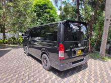 https://riyasewana.com/uploads/toyota-hiace-kdh201-21536486286.jpg