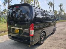 https://riyasewana.com/uploads/toyota-hiace-kdh201-282043596665.jpg