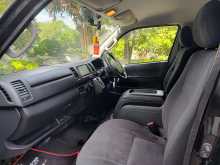 https://riyasewana.com/uploads/toyota-hiace-kdh201-91648234313.jpg