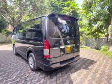 https://riyasewana.com/uploads/toyota-hiace-kdh201-91648526105.jpg