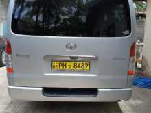 https://riyasewana.com/uploads/toyota-hiace-kdh211-2014-3012563912422.jpg