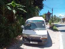 Toyota Hiace Dolphin LH102 1992 Van