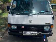 Toyota HIACE LH51 1987 Van