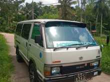 Toyota HIACE LH61 1988 Van