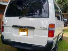 https://riyasewana.com/uploads/toyota-hiace-lh-8115243402.jpg
