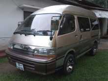 Toyota Hiace LH112 1990 Van