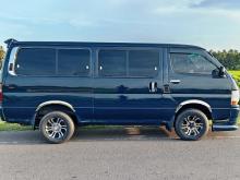 https://riyasewana.com/uploads/toyota-hiace-lh113-118243410503.jpg
