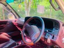 https://riyasewana.com/uploads/toyota-hiace-lh113-14112543715.jpg