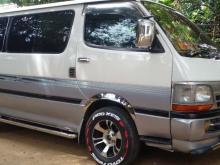 Toyota Hiace LH113 1992 Van