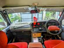 https://riyasewana.com/uploads/toyota-hiace-lh113k-21211220114.jpg