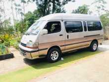 Toyota Hiace LH125 1992 Van