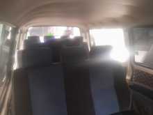 https://riyasewana.com/uploads/toyota-hiace-lh162-2002-613583912944.jpg