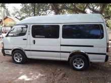 Toyota Hiace Lh172 2000 Van