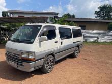 https://riyasewana.com/uploads/toyota-hiace-lh172-421435024023.jpg