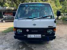 Toyota HIACE LH51 1986 Van