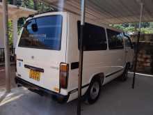 https://riyasewana.com/uploads/toyota-hiace-lh51-1988-239352312452.jpg