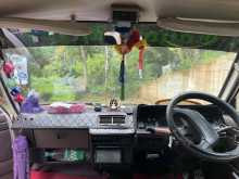 https://riyasewana.com/uploads/toyota-hiace-lh51v-159302322793.jpg