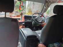 https://riyasewana.com/uploads/toyota-hiace-lh61-121204422993.jpg