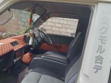 https://riyasewana.com/uploads/toyota-hiace-lh61-121214724762.jpg