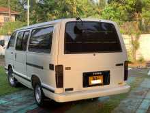 https://riyasewana.com/uploads/toyota-hiace-lh61-1989-1615494112252.jpg