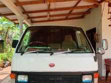 Toyota Hiace LH61 1987 Van