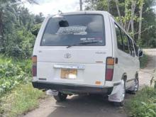 https://riyasewana.com/uploads/toyota-hiace-lh61-415274124663.jpg