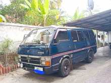 Toyota Hiace LH61G 1988 Van