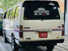 https://riyasewana.com/uploads/toyota-hiace-lh61v-1988-611310512864.jpg