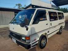 Toyota Hiace LH61V 1989 Van