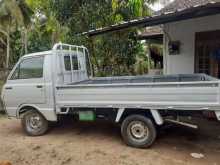 https://riyasewana.com/uploads/toyota-hiace-lory-71446504072.jpg