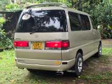 https://riyasewana.com/uploads/toyota-hiace-regius-2002-120480312022.jpg