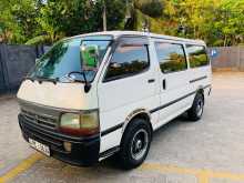 Toyota HIACE RZH112 2003 Van