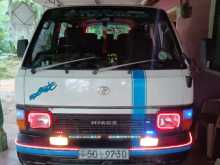 Toyota Hiace Shell LH61 1985 Van