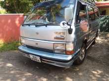 https://riyasewana.com/uploads/toyota-hiace-shell-1987-128471912214.jpg