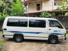 https://riyasewana.com/uploads/toyota-hiace-shell-1987-2515135112963.jpg