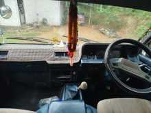 https://riyasewana.com/uploads/toyota-hiace-shell-1989-212310912684.jpg