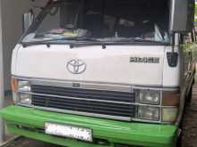 Toyota Hiace Shell 1989 Van