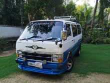 Toyota Hiace Shell Lh61 1989 Van