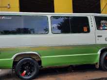 Toyota Hiace Shell 1988 Van