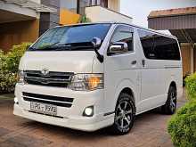 Toyota HiAce Super GL Prime Selection 2013 Van