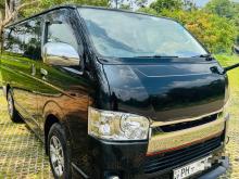 Toyota HIACE TDH 200 2017 Van