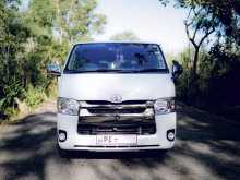 Toyota HIACE TRH200V Super GL 2016 Van